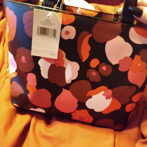 Kate Spade set - Picture 3 of 12